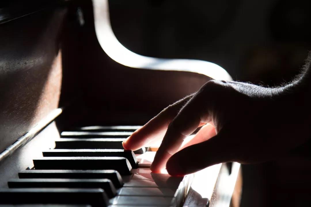 【收藏贴】美德瑞教你如何弹好钢琴的三连音和切分音？